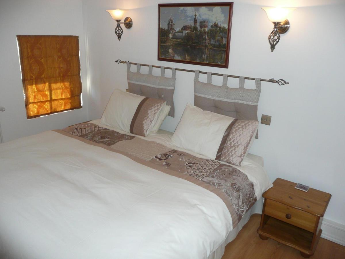 Bed and Breakfast Maison Blanc Gibourne Zewnętrze zdjęcie