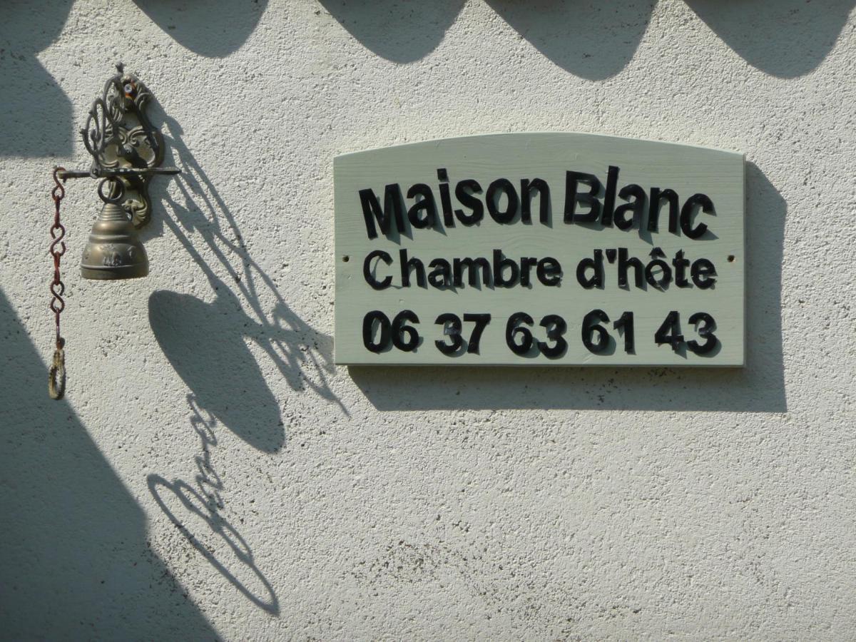 Bed and Breakfast Maison Blanc Gibourne Zewnętrze zdjęcie