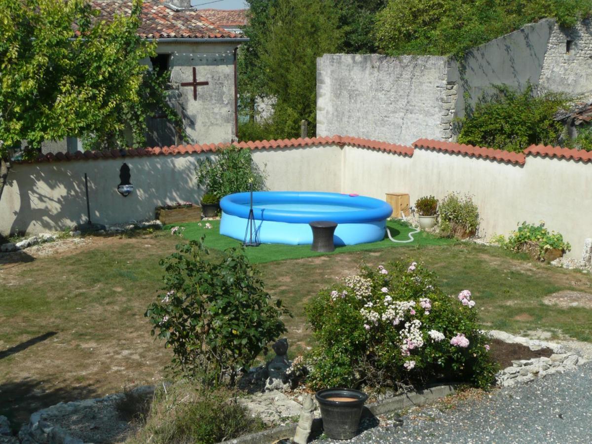 Bed and Breakfast Maison Blanc Gibourne Zewnętrze zdjęcie